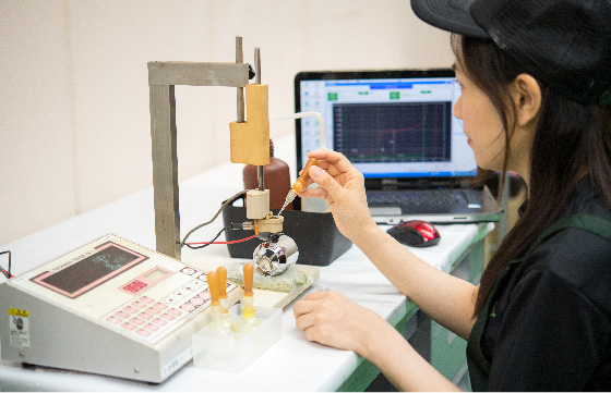 膜厚測定器の写真