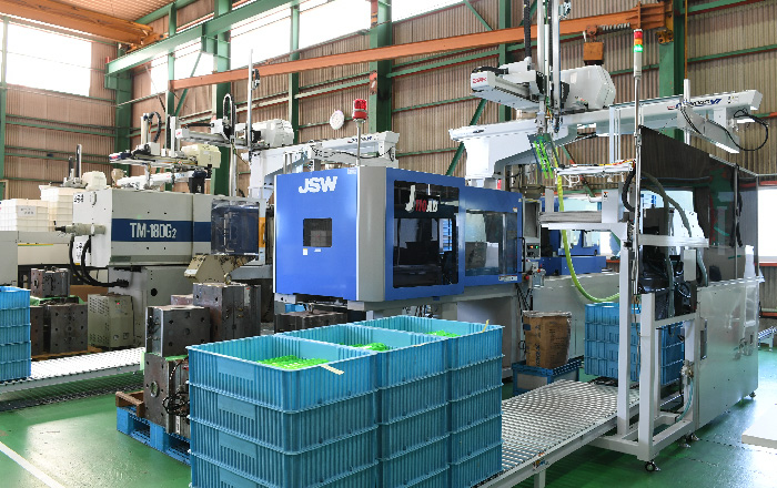 成形加工機械の写真